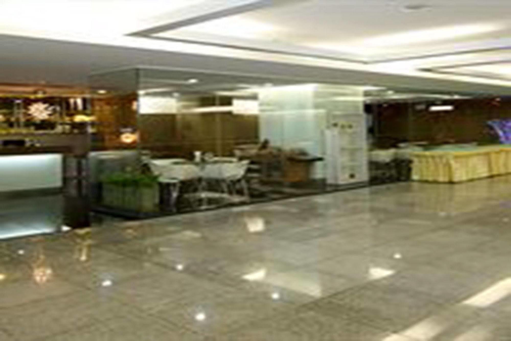 彩虹套房酒店 酒店 曼谷